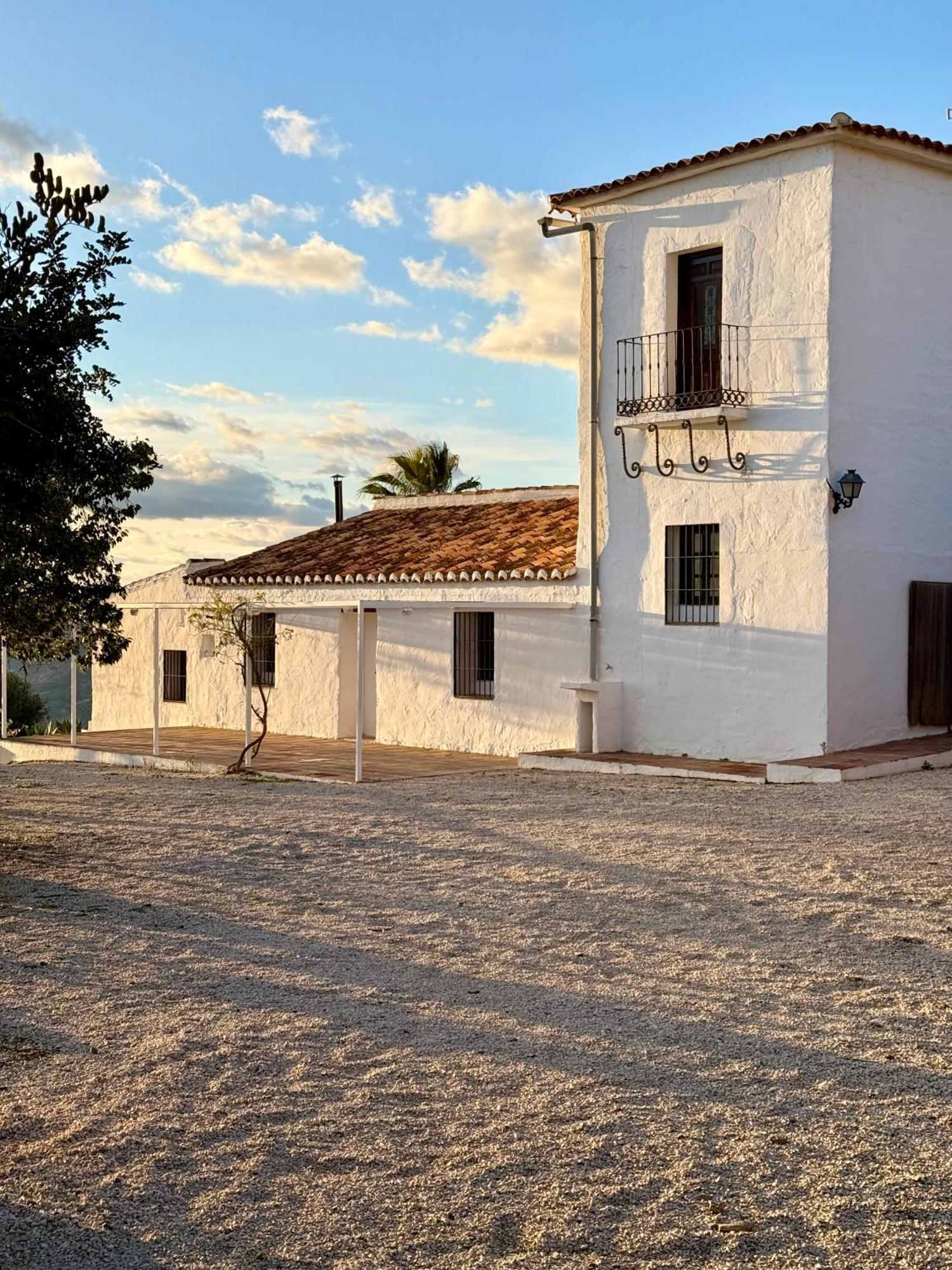 El Cielo, Cortijo En El Corazon De Las Montanas Málaga Exteriör bild
